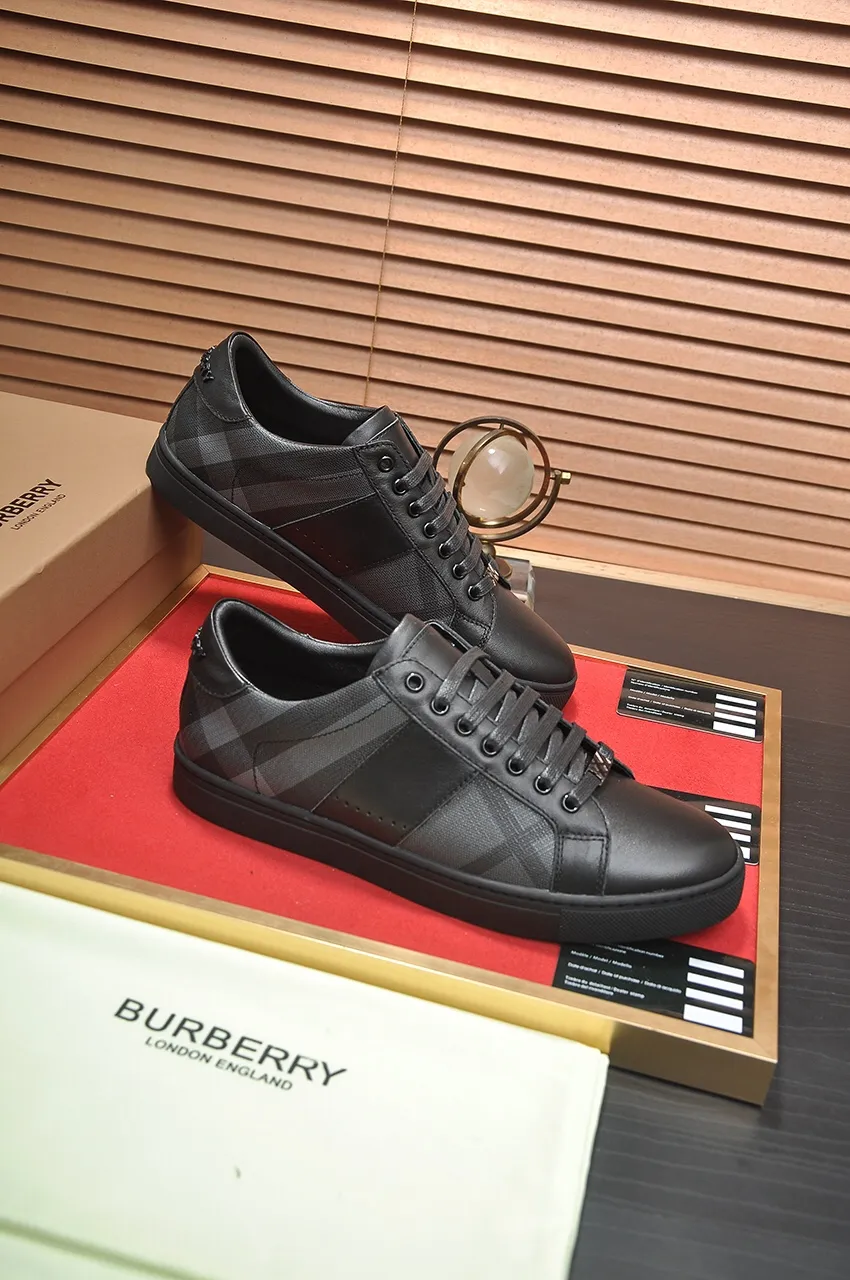 Men's shoes💰480💶[Burberry] (cowhide lining) classic low-top sneakers｜Imported cowhide with classic plaid fabric｜Cow leather lining｜Original outsole｜Fine workmanship and comfortable to wear Size: 38-44 (customized at 45)